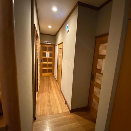 Tsuruya Guesthouse Хиросима Экстерьер фото