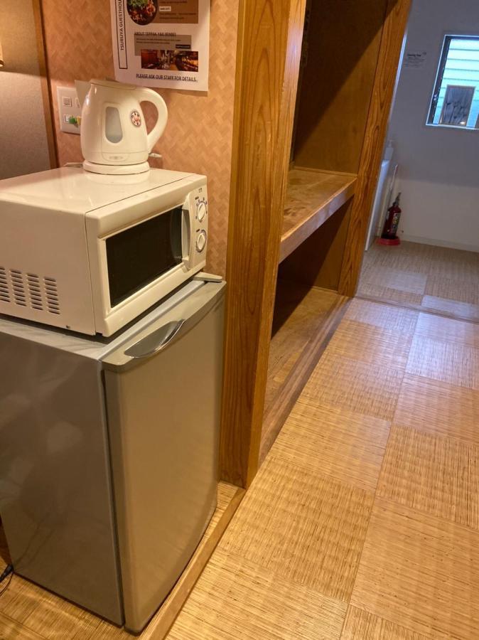Tsuruya Guesthouse Хиросима Экстерьер фото