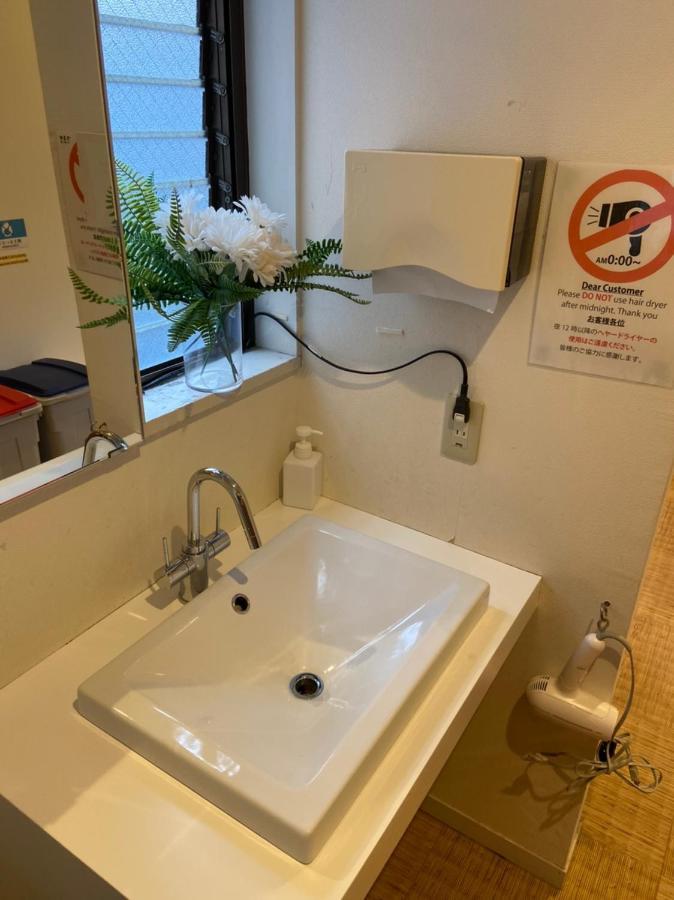 Tsuruya Guesthouse Хиросима Экстерьер фото